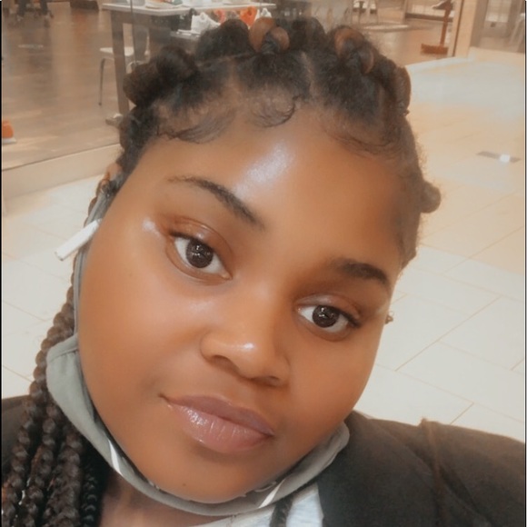 Meet your Posher, Chasity - Picture 1 of 1